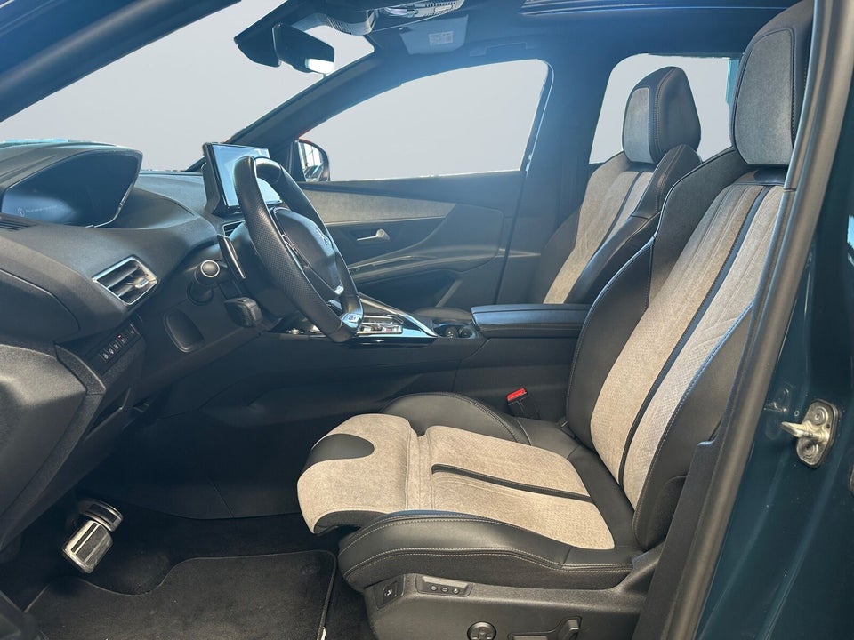 Peugeot 3008 1,6 Hybrid First GT EAT8 5d