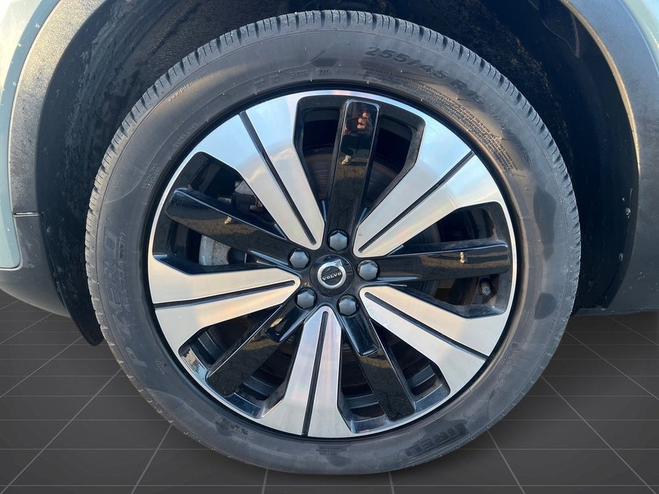 Volvo XC40 P6 ReCharge Core 5d