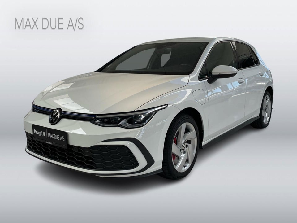 VW Golf VIII 1,4 GTE DSG 5d