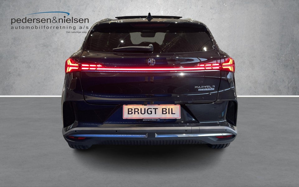 MG Marvel R Luxury 5d