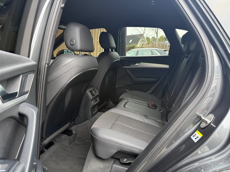 Audi Q5 50 TFSi e S-line quattro S-tr. 5d