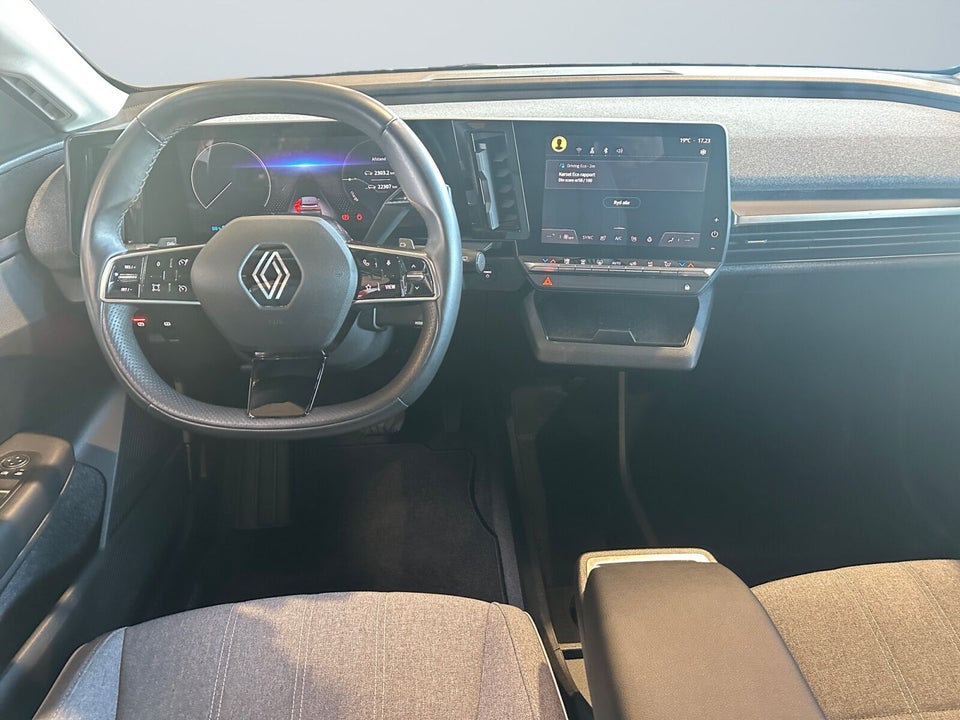 Renault Megane E-Tech 40 Equilibre 5d