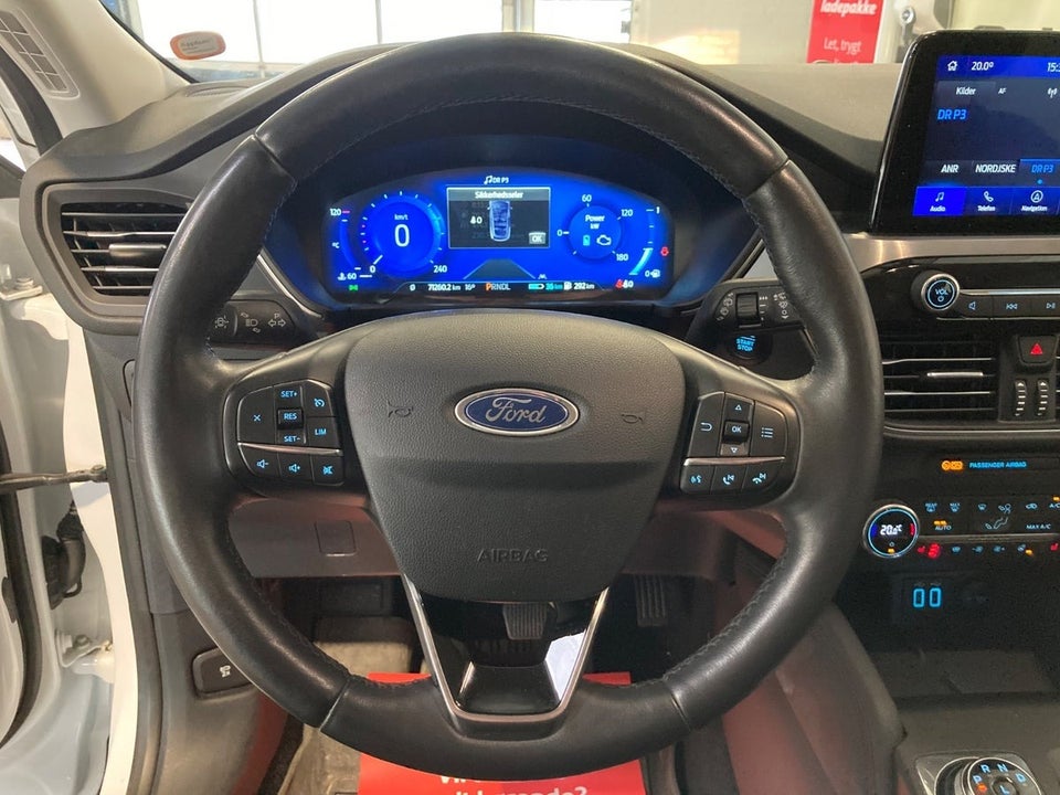 Ford Kuga 2,5 PHEV Titanium CVT 5d