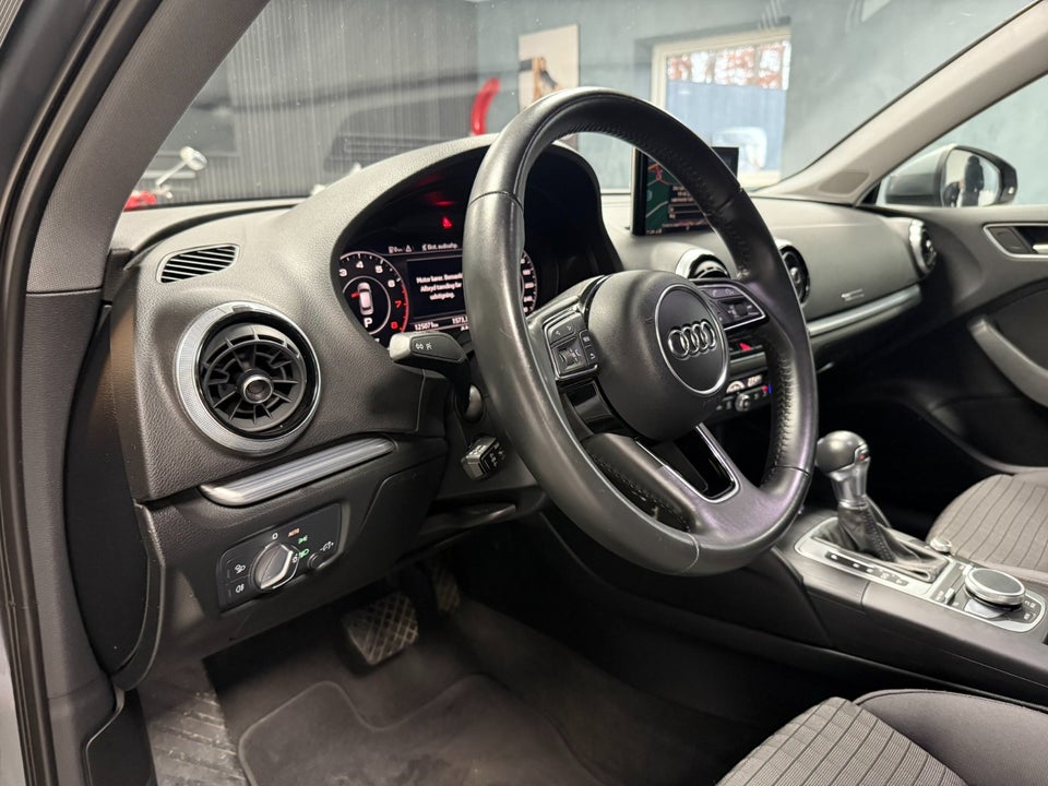 Audi A3 1,5 TFSi 150 Sport S-tr. 4d