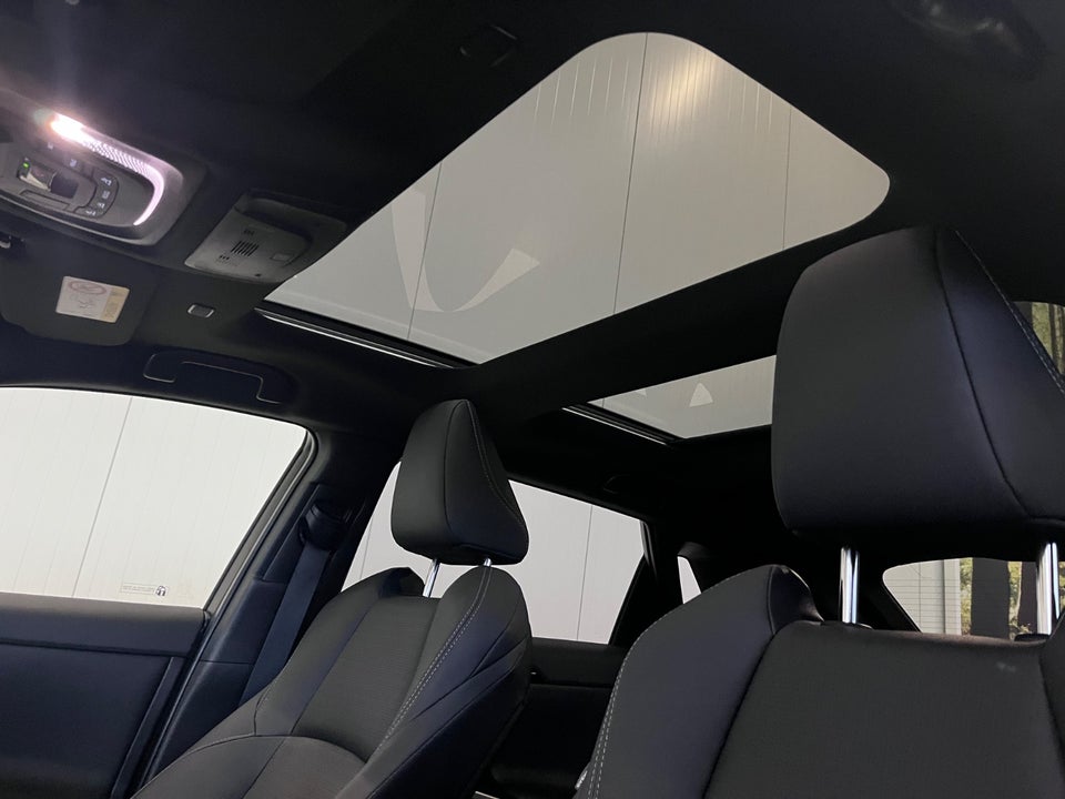 Toyota bZ4X Executive 5d