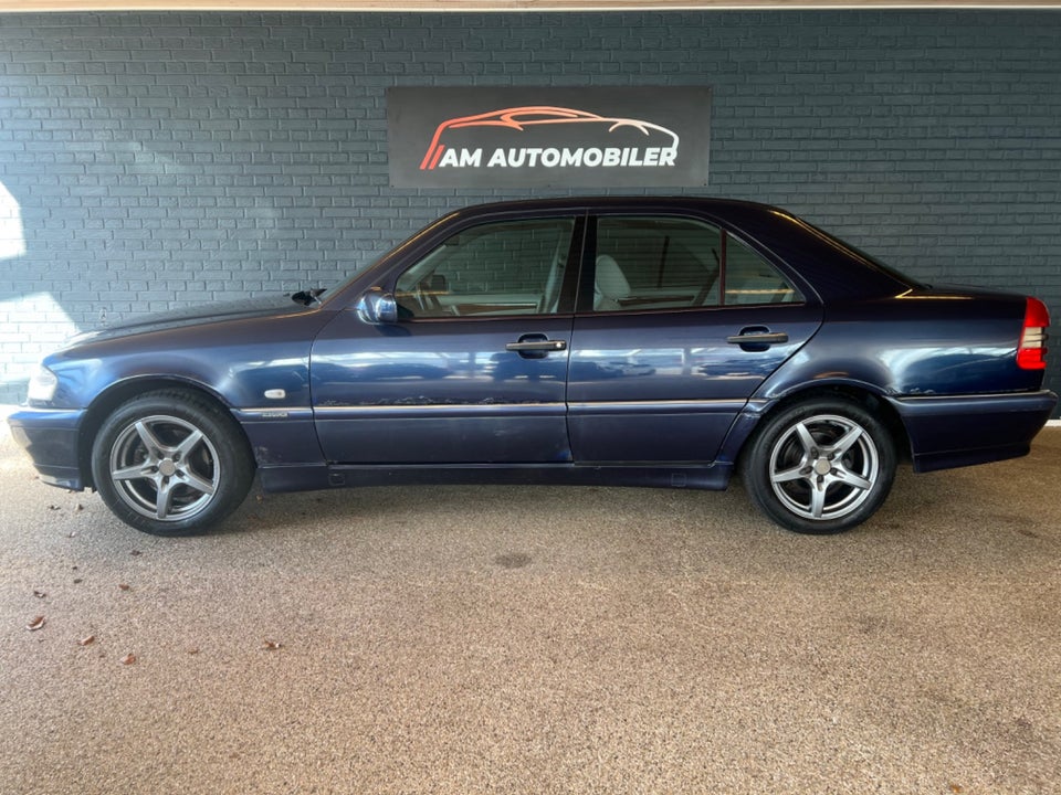 Mercedes C180 1,8 Classic aut. 4d