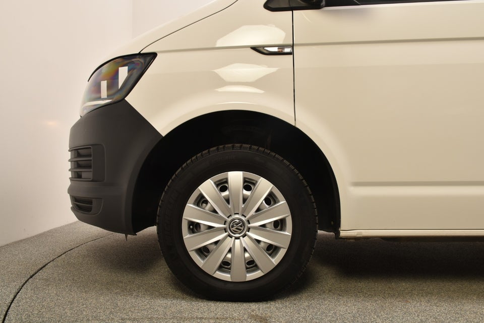 VW Transporter 2,0 TDi 150 Kassevogn 4Motion lang