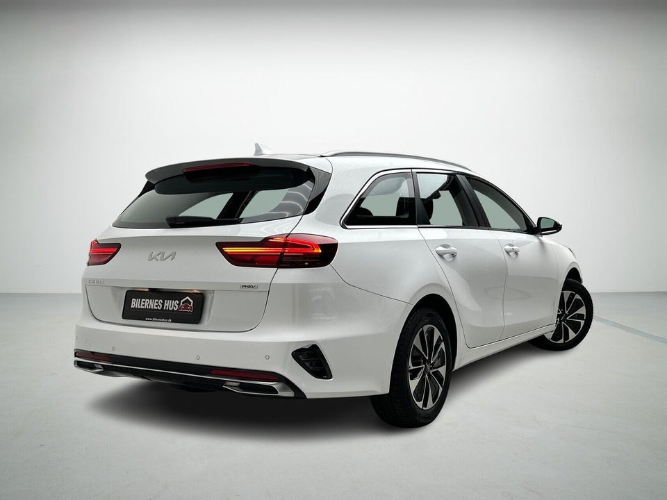 Kia Ceed 1,6 PHEV Prestige SW DCT 5d