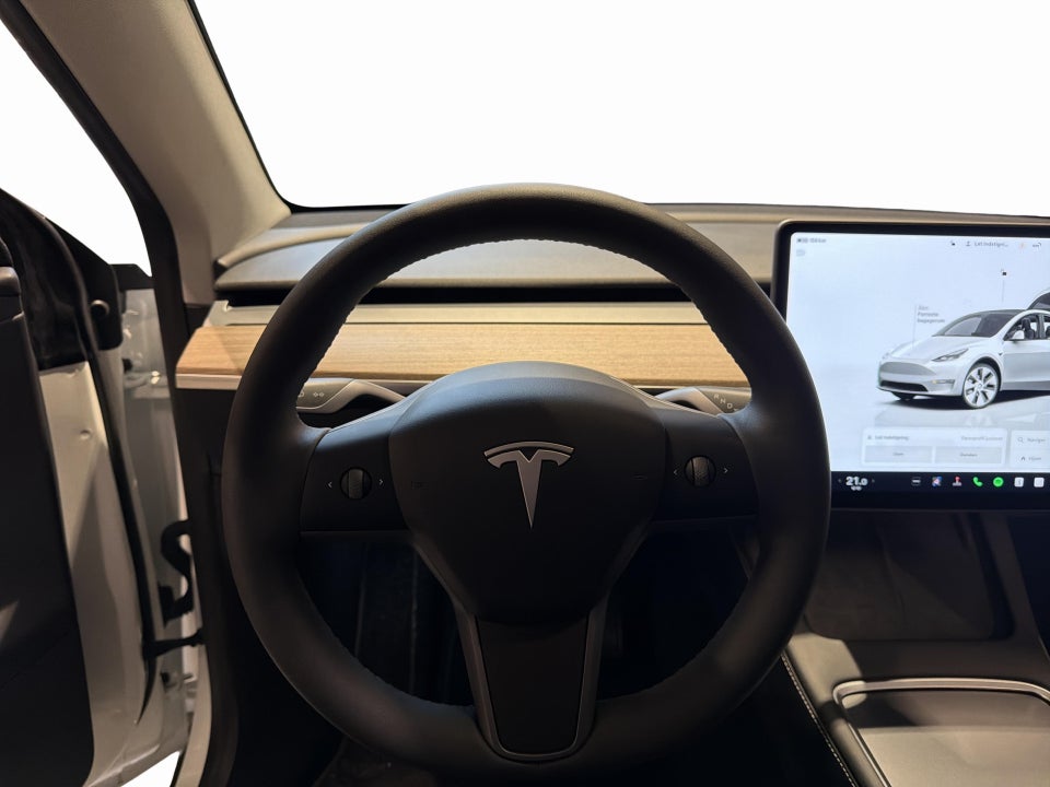 Tesla Model Y RWD 5d