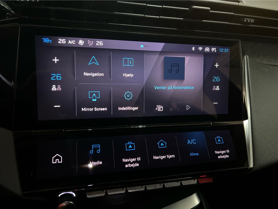 Peugeot 308 1,6 Hybrid First Selection EAT8 5d