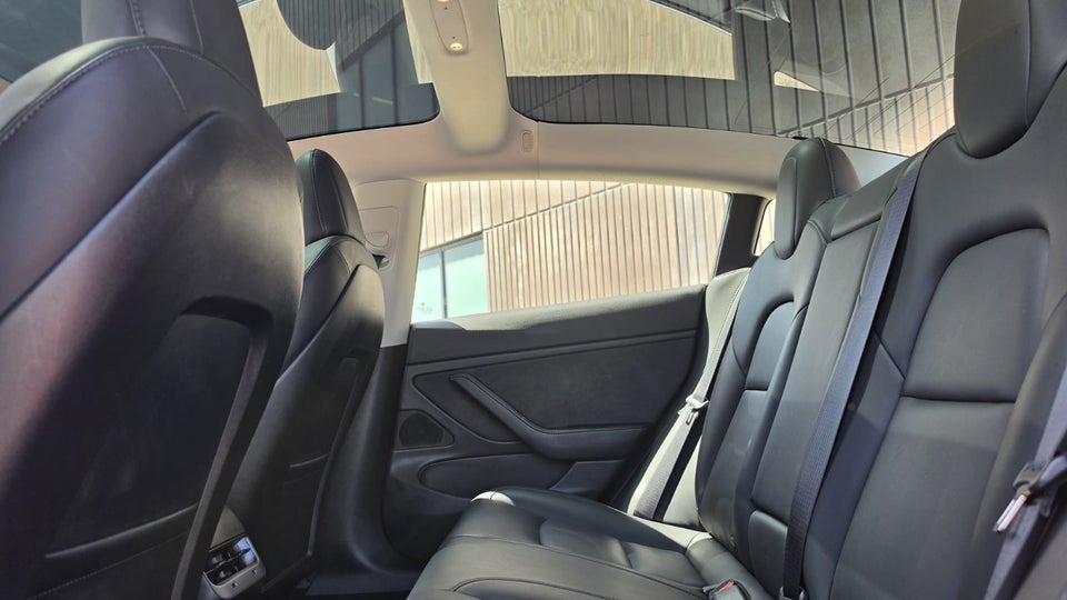 Tesla Model 3 Performance AWD 4d