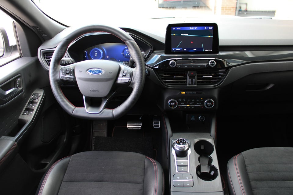 Ford Kuga 2,5 PHEV ST-Line X CVT 5d