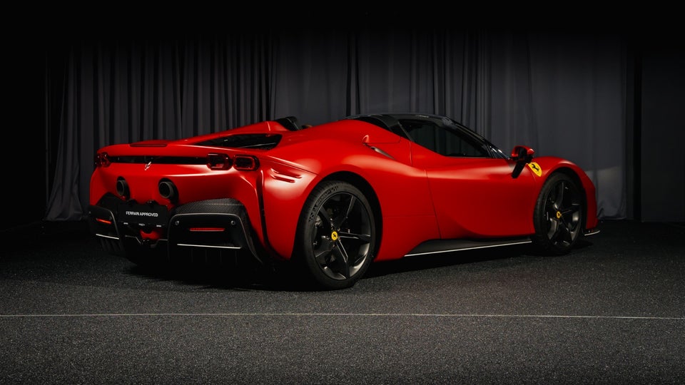 Ferrari SF90 Spider 4,0 DCT 2d