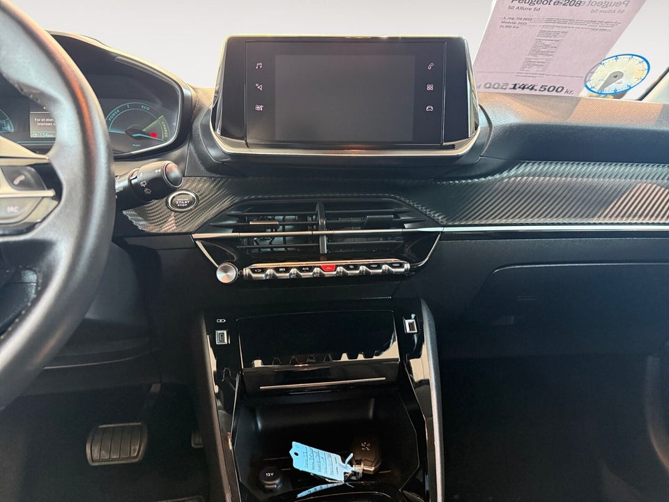 Peugeot e-208 50 Allure 5d