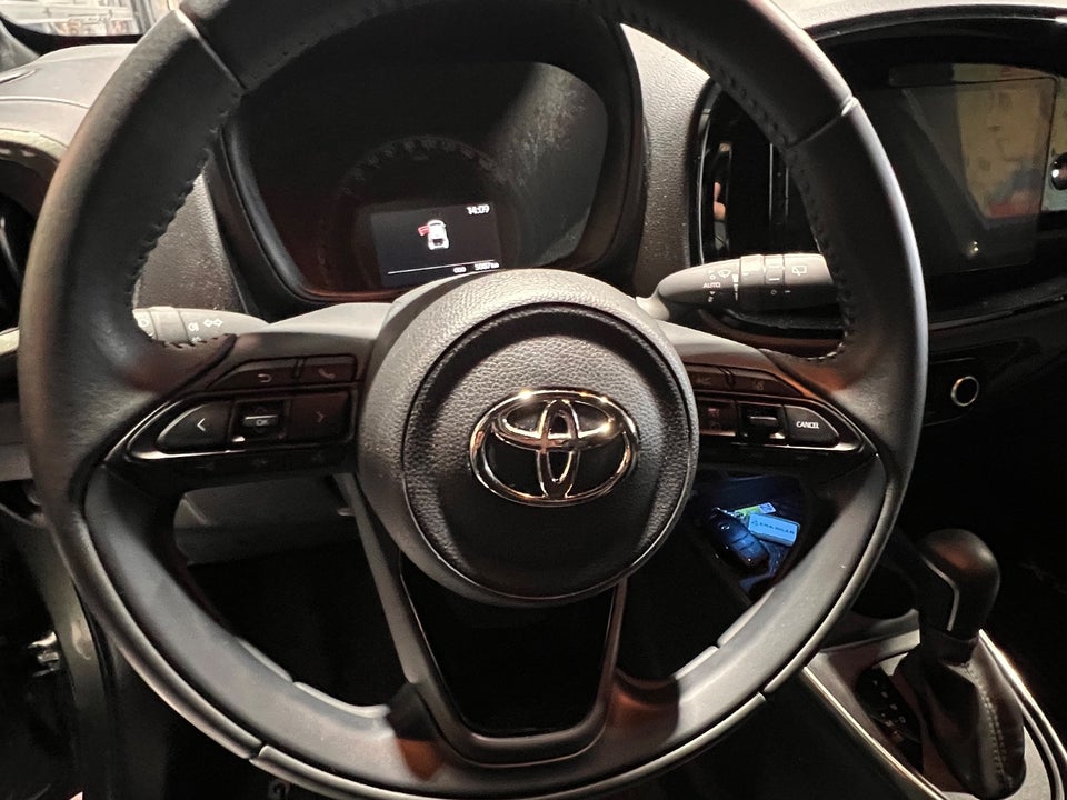 Toyota Aygo X 1,0 Limited s-CVT 5d