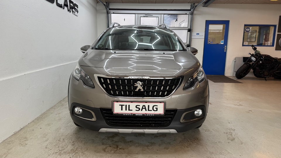 Peugeot 2008 1,2 e-THP 110 Allure Sky 5d