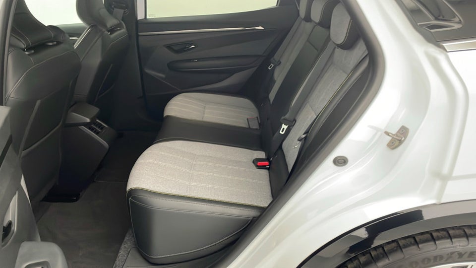 Renault Megane E-Tech 60 Techno 5d