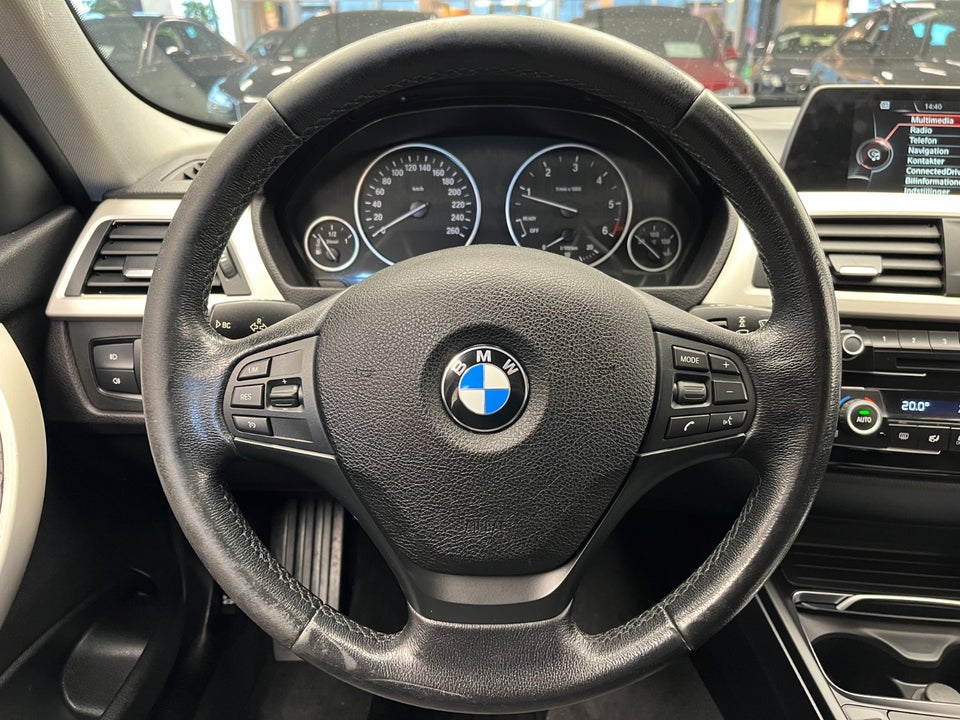 BMW 318d 2,0 Touring aut. 5d