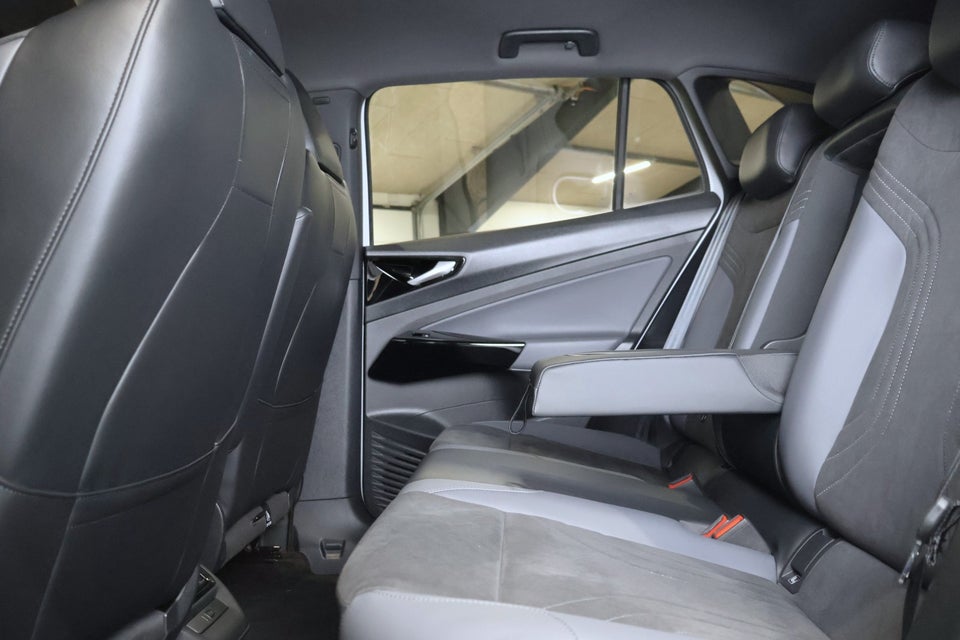 VW ID.4 77 Style 4Motion 5d