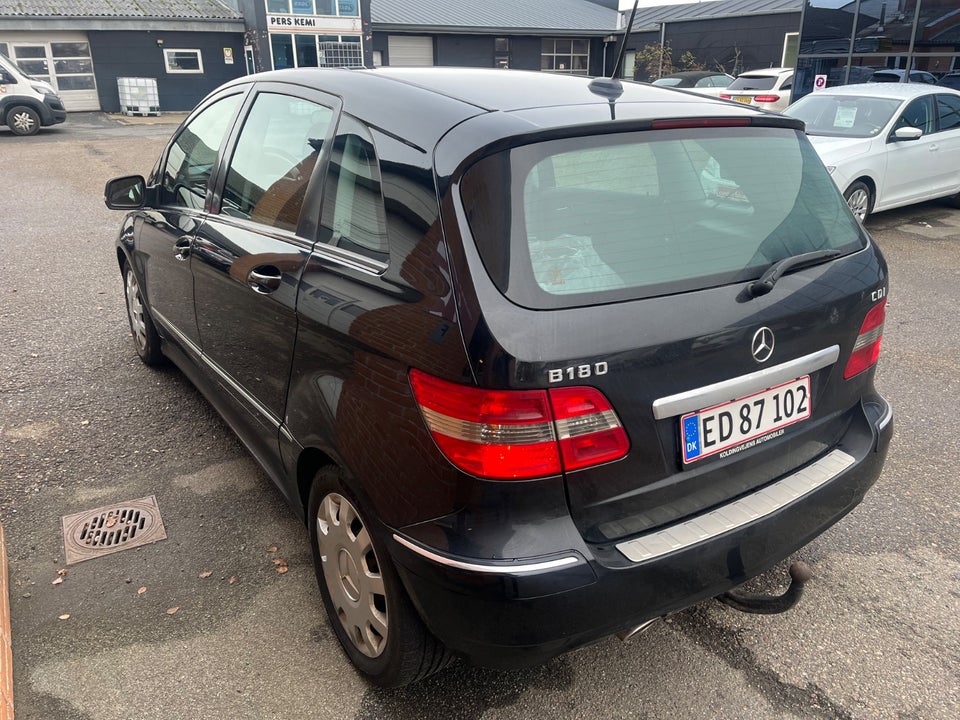 Mercedes B180 2,0 CDi 5d