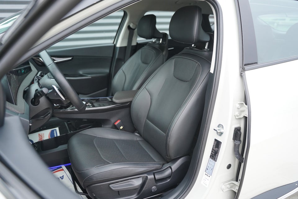 Kia EV6 77 Long Range Upgrade 5d