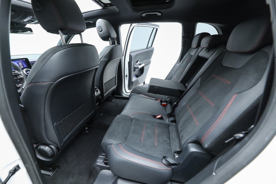 Mercedes EQB350 AMG Advance 4Matic 5d