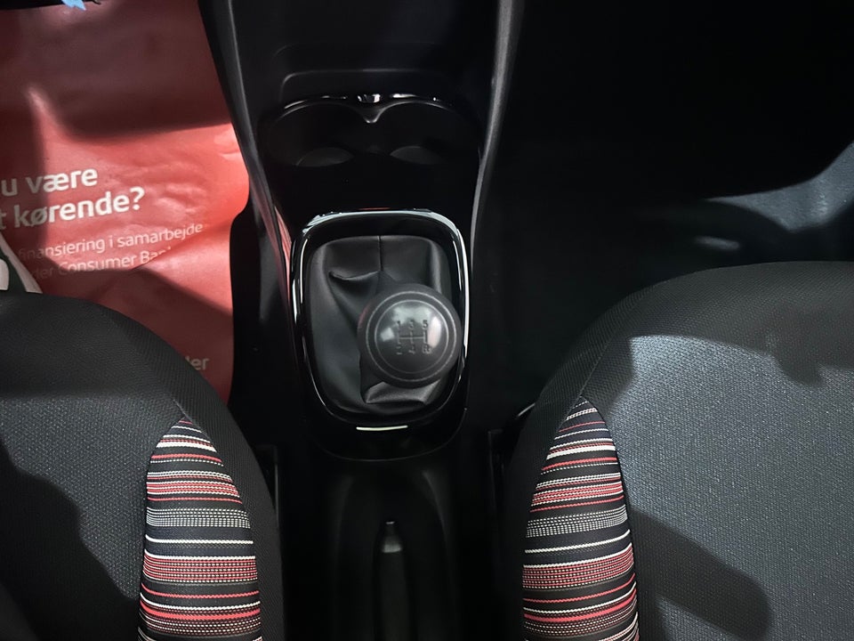 Citroën C1 1,0 VTi Shine 5d