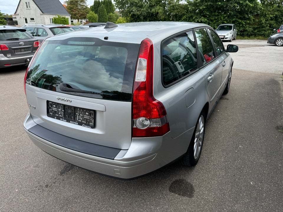 Volvo V50 1,6 Life 5d