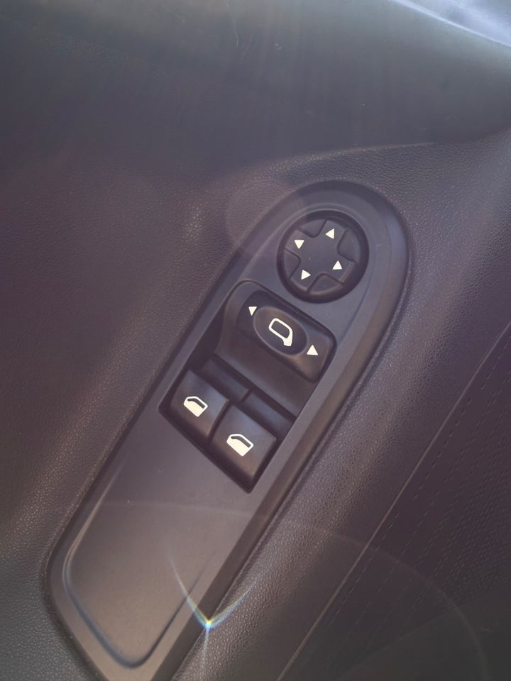 Citroën C3 1,4 HDi Attraction 5d