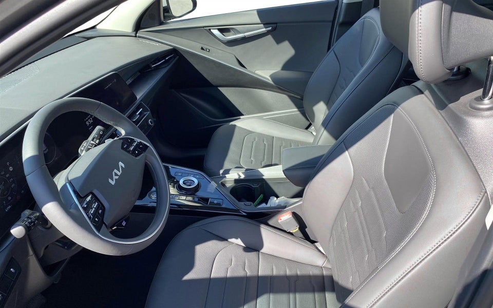 Kia Niro 64 EV Prestige 5d