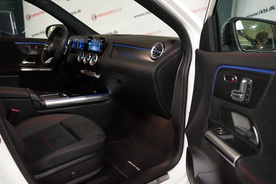 Mercedes EQA300 AMG Line 4Matic 5d