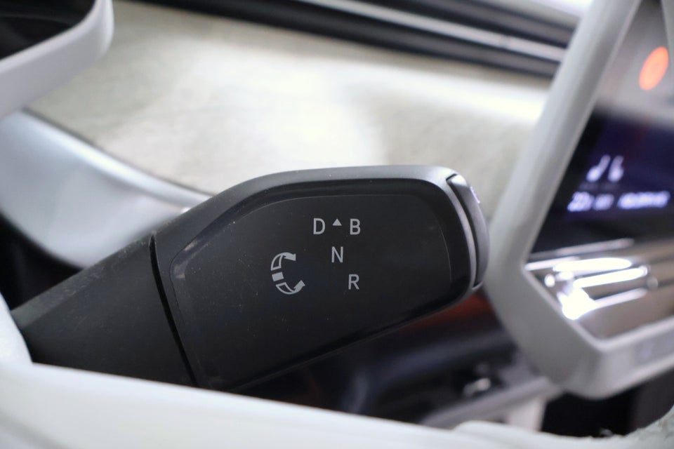 VW ID.Buzz 77 Pro SWB 5d