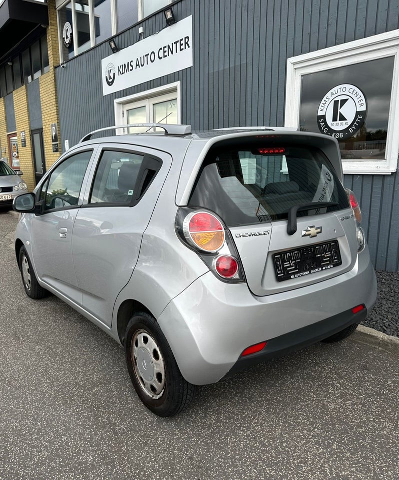 Chevrolet Spark 1,0 LT 5d