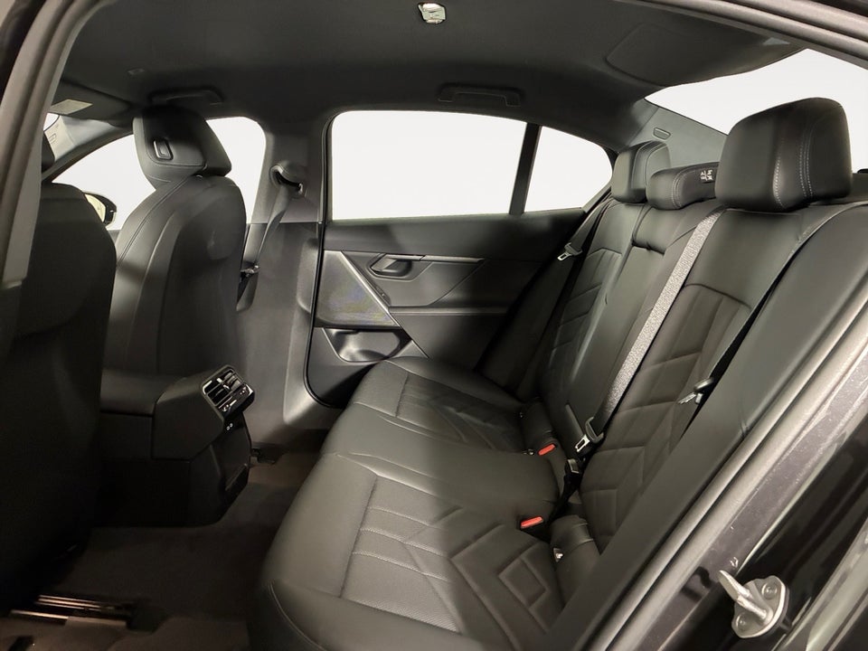 BMW i5 eDrive40 Sport Line 4d