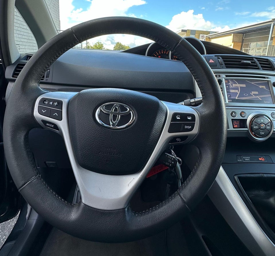 Toyota Verso 1,8 T3 7prs 5d