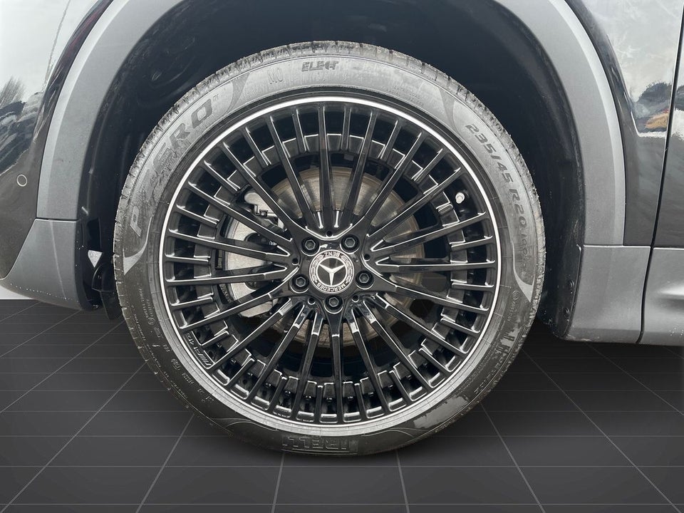 Mercedes EQB300 AMG Line 4Matic 5d
