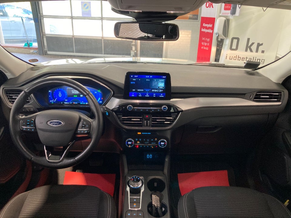 Ford Kuga 2,5 PHEV Titanium CVT 5d