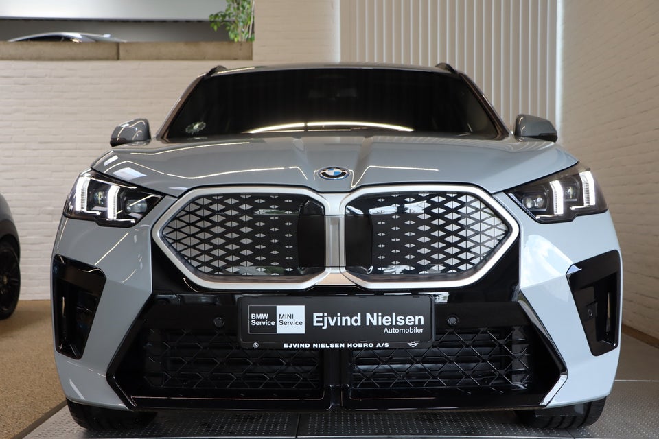 BMW iX2 eDrive20 M-Sport Premium 5d