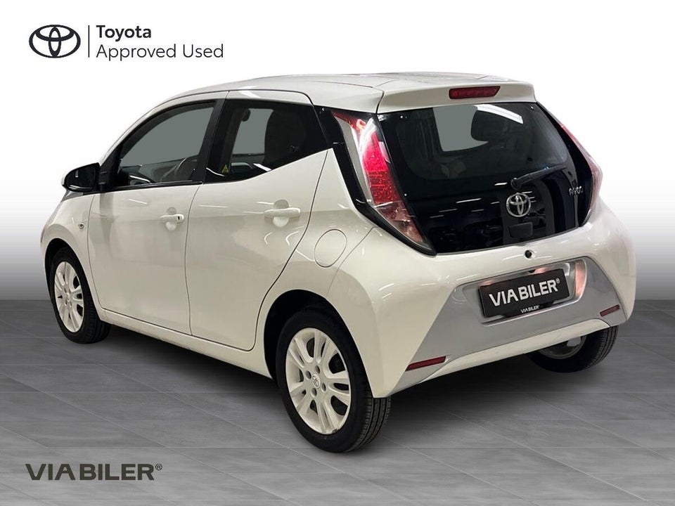 Toyota Aygo 1,0 VVT-i x-pure 5d