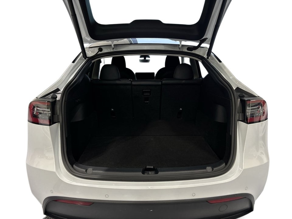 Tesla Model Y Long Range AWD 5d
