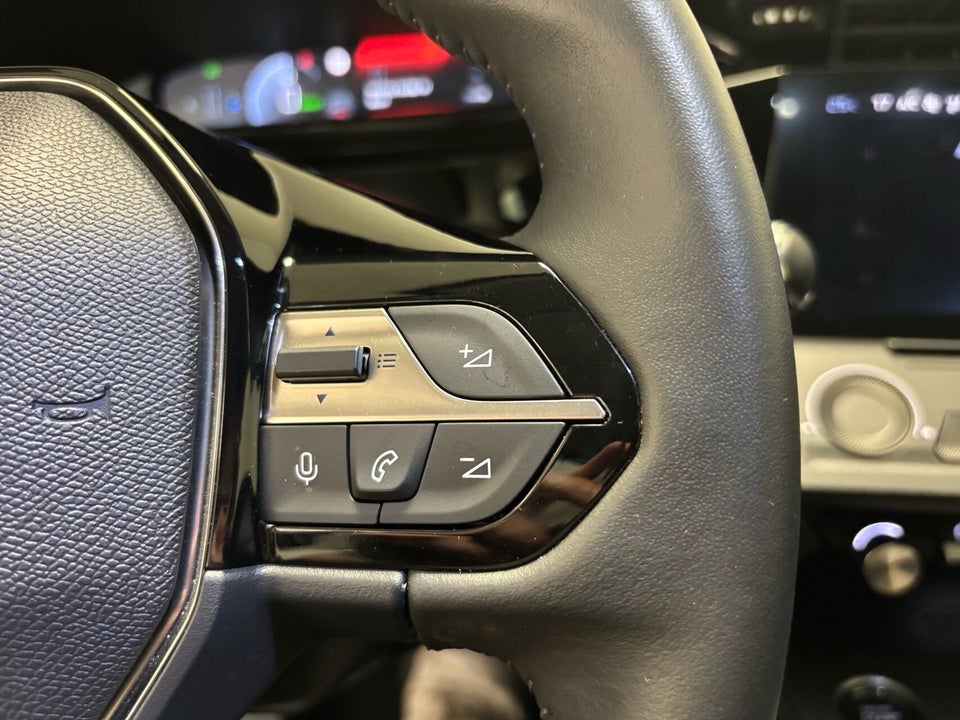 Peugeot e-308 54 Style SW 5d