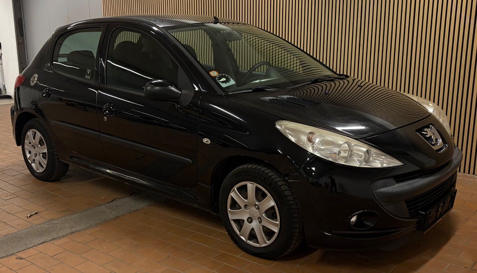 Peugeot 206+ 1,4 Comfort 5d
