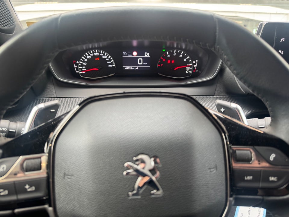Peugeot 2008 1,2 PureTech 130 Active Pack EAT8 5d