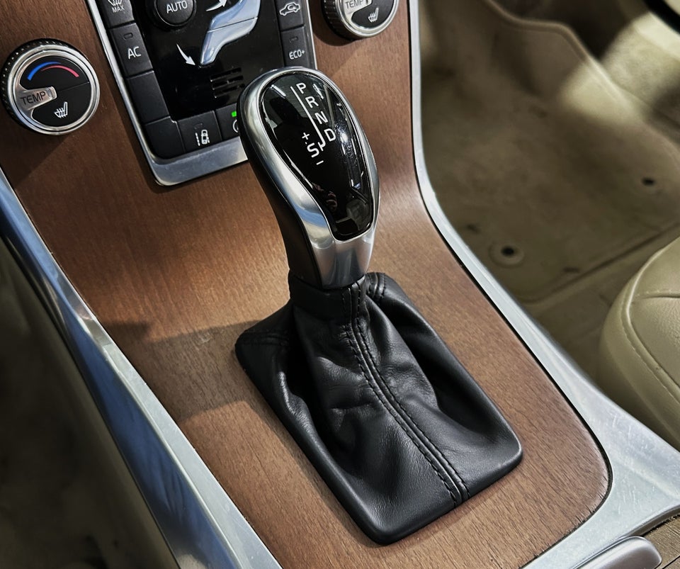 Volvo V70 2,0 D4 181 Momentum aut. 5d