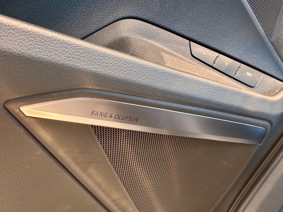 Audi e-tron 55 S-line quattro 5d