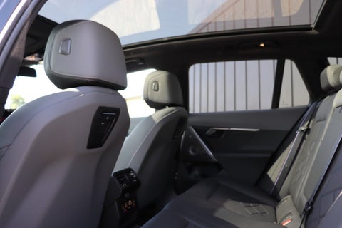 BMW i5 2024 — miniature 7