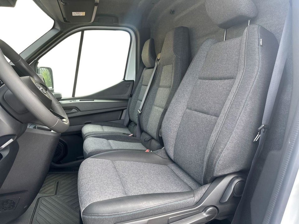 Nissan Interstar 87 L2H2 Tekna