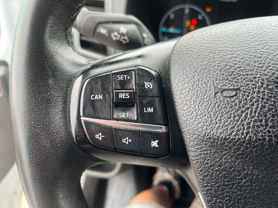 Ford Transit 350 L2 Van 2,0 TDCi 130 Trend H2 FWD