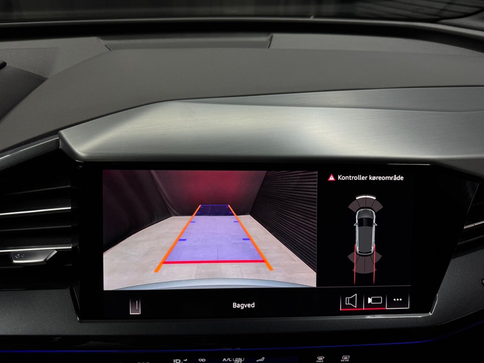 Audi Q4 e-tron 45 S-line 5d