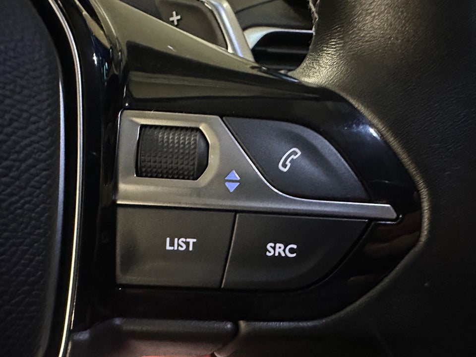 Peugeot 3008 1,6 Hybrid Allure EAT8 5d